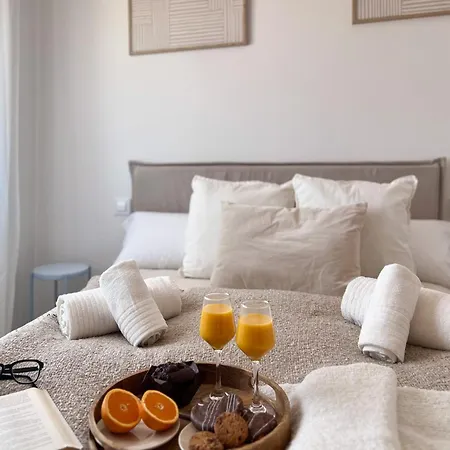 Villahomes * Villanueva De La Vera